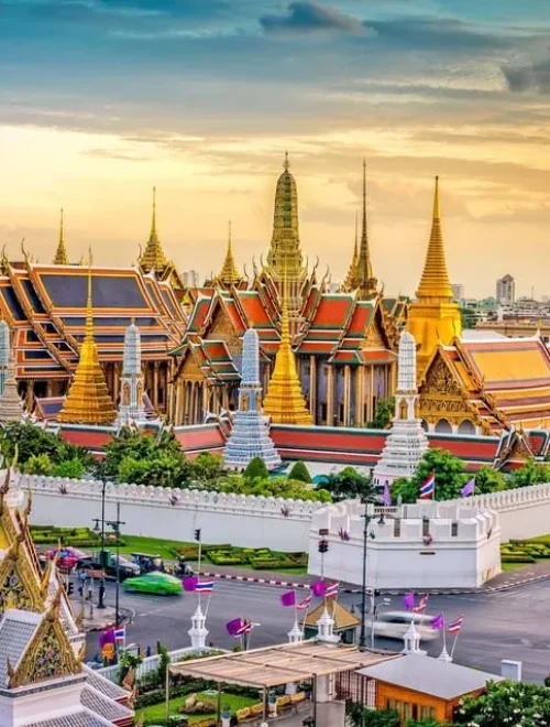 Grand Palace, Wat Pho, and Wat Arun Guided Tour